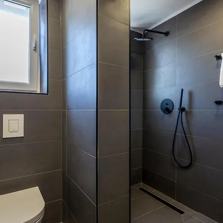 Izis Centar Pule Apartament