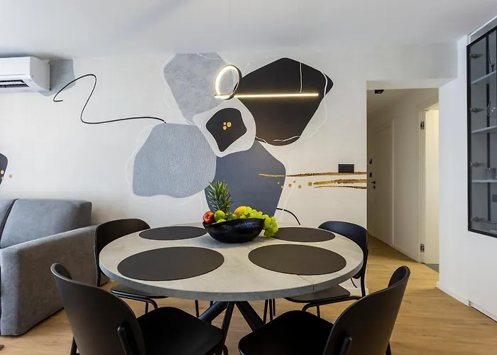 Izis Centar Pule Apartment *