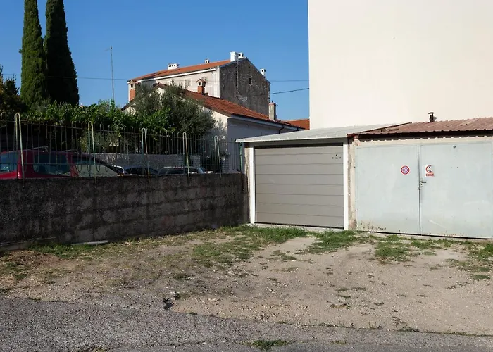 Apartment Izis Centar Pule *