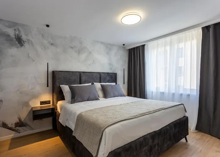 Izis Centar Pule Lejlighed *